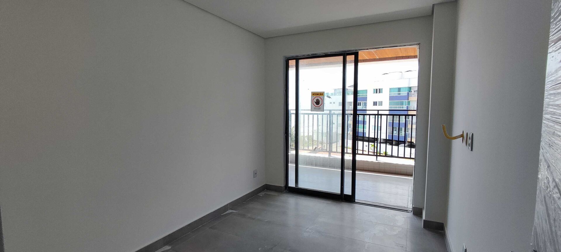 Apartamento à venda com 2 quartos, 70m² - Foto 28