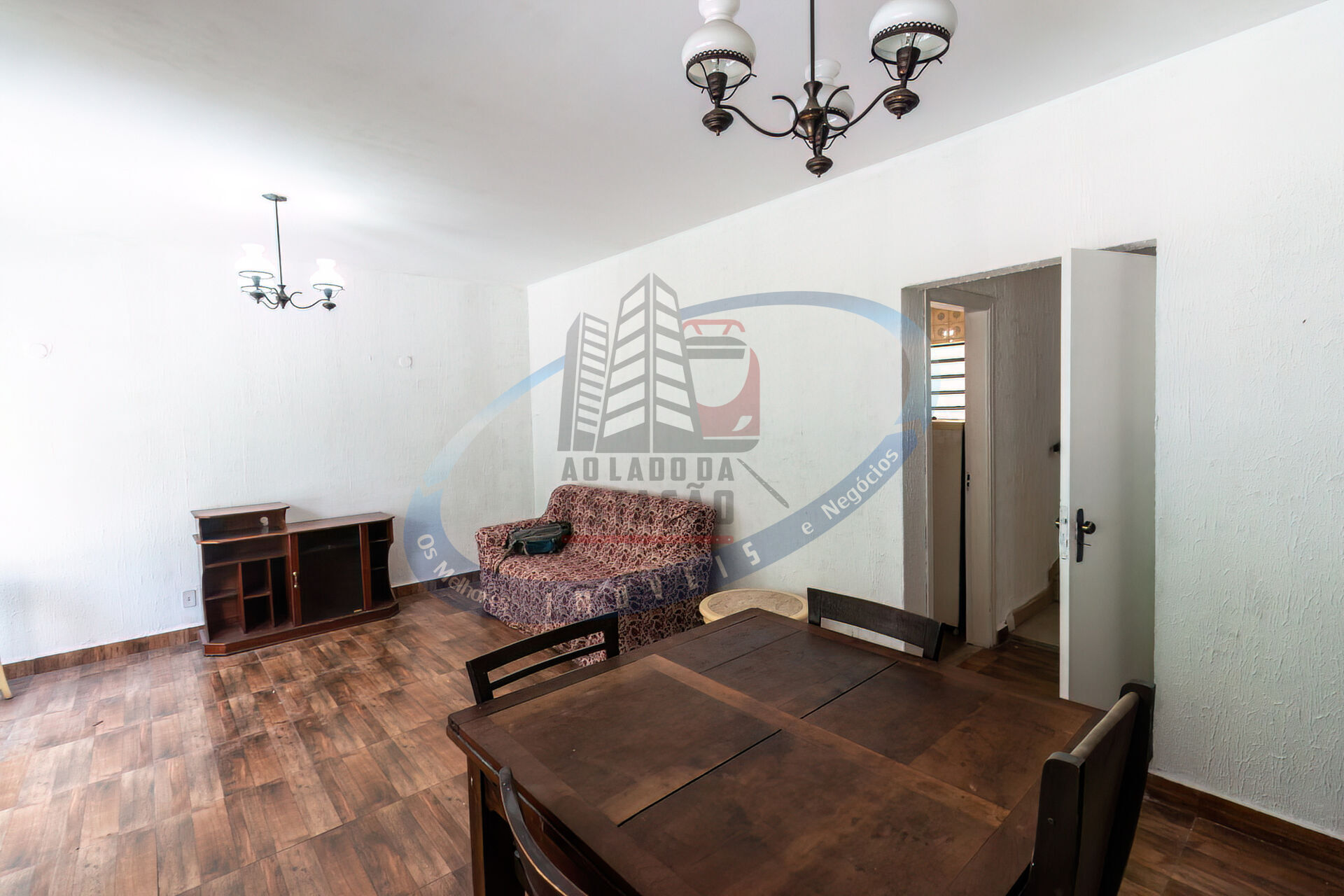 Casa para alugar com 4 quartos, 120m² - Foto 1