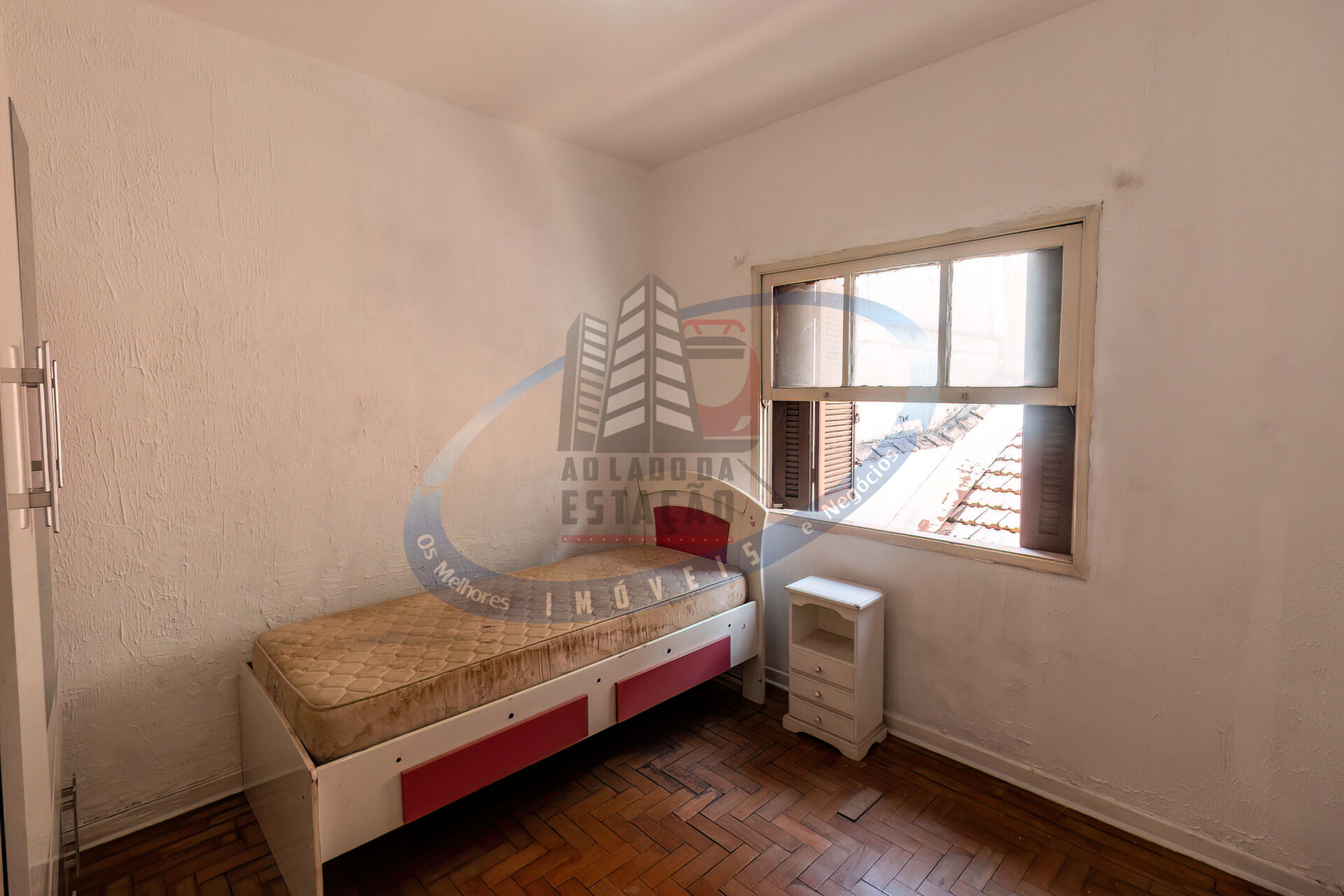 Casa para alugar com 4 quartos, 120m² - Foto 25