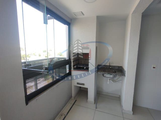 Apartamento para alugar com 3 quartos, 101m² - Foto 8