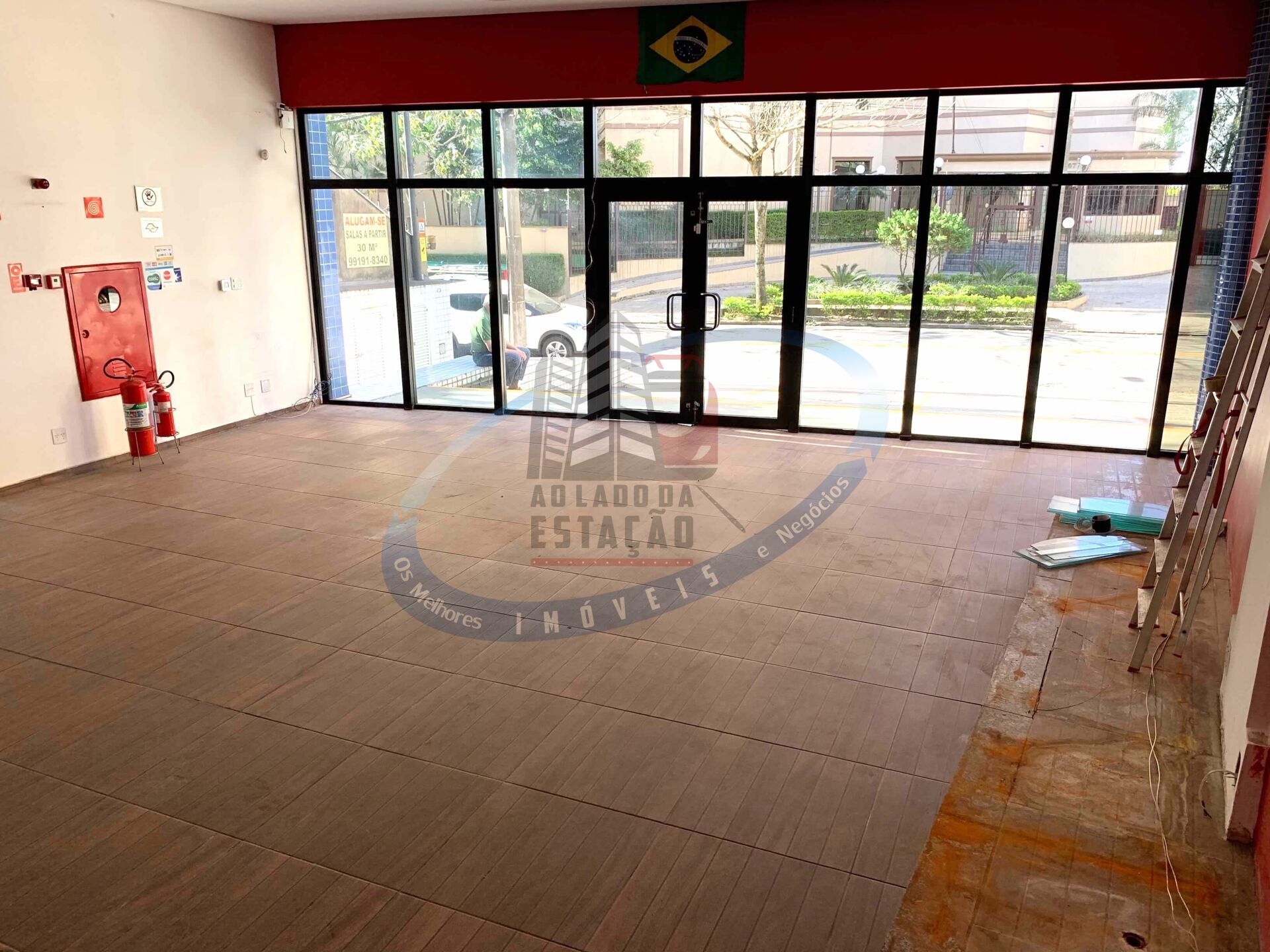 Loja-Salão para alugar, 145m² - Foto 1