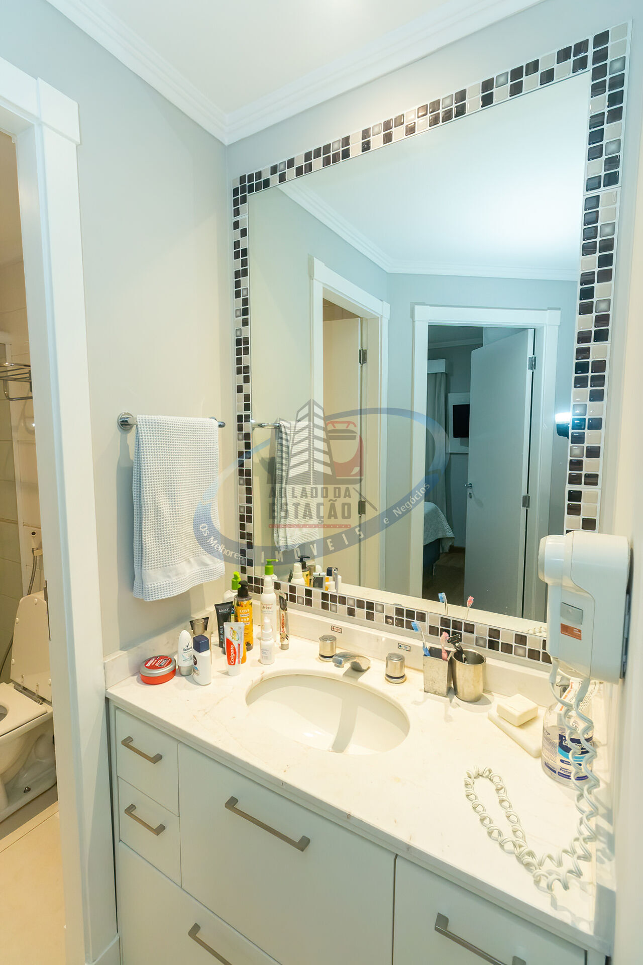 Apartamento para alugar com 2 quartos, 54m² - Foto 12