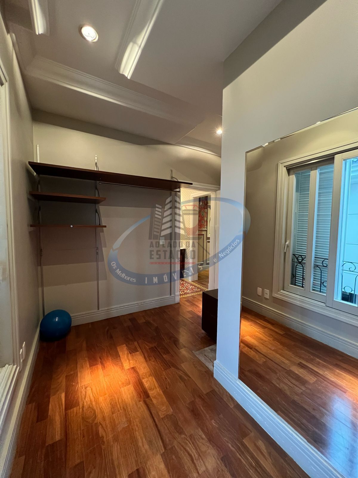 Casa para alugar com 4 quartos, 435m² - Foto 45