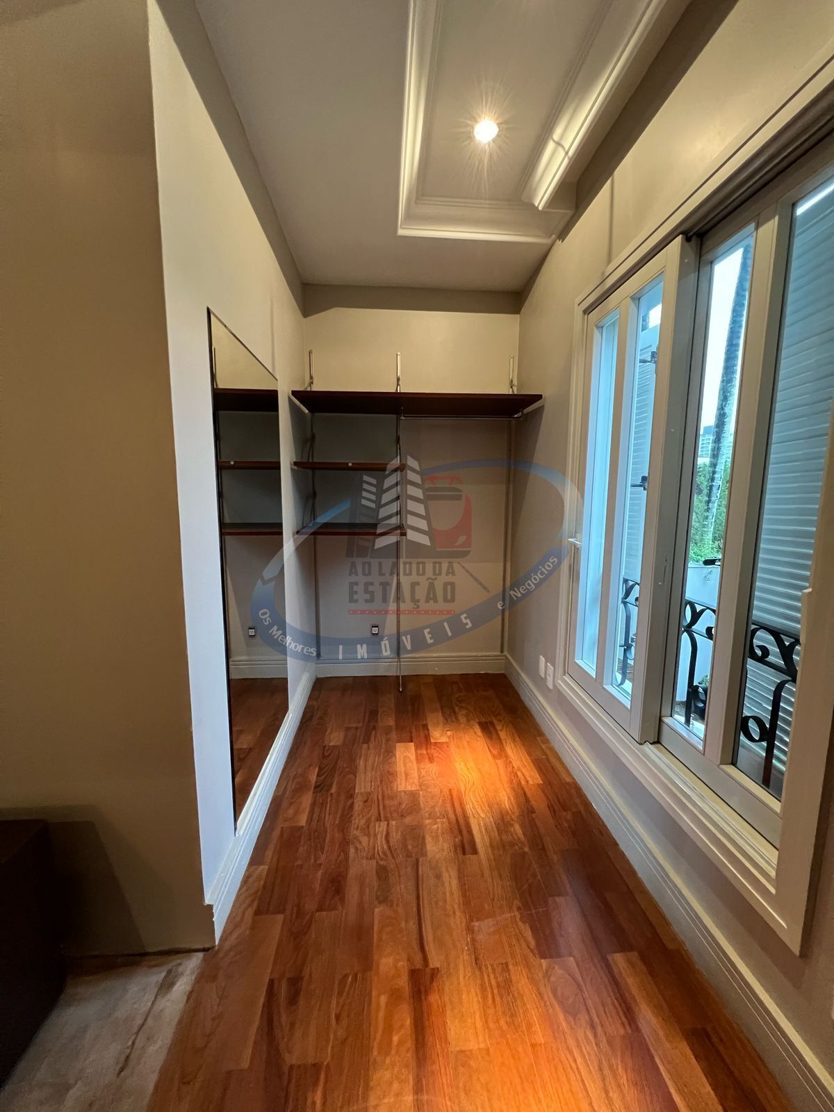 Casa para alugar com 4 quartos, 435m² - Foto 47