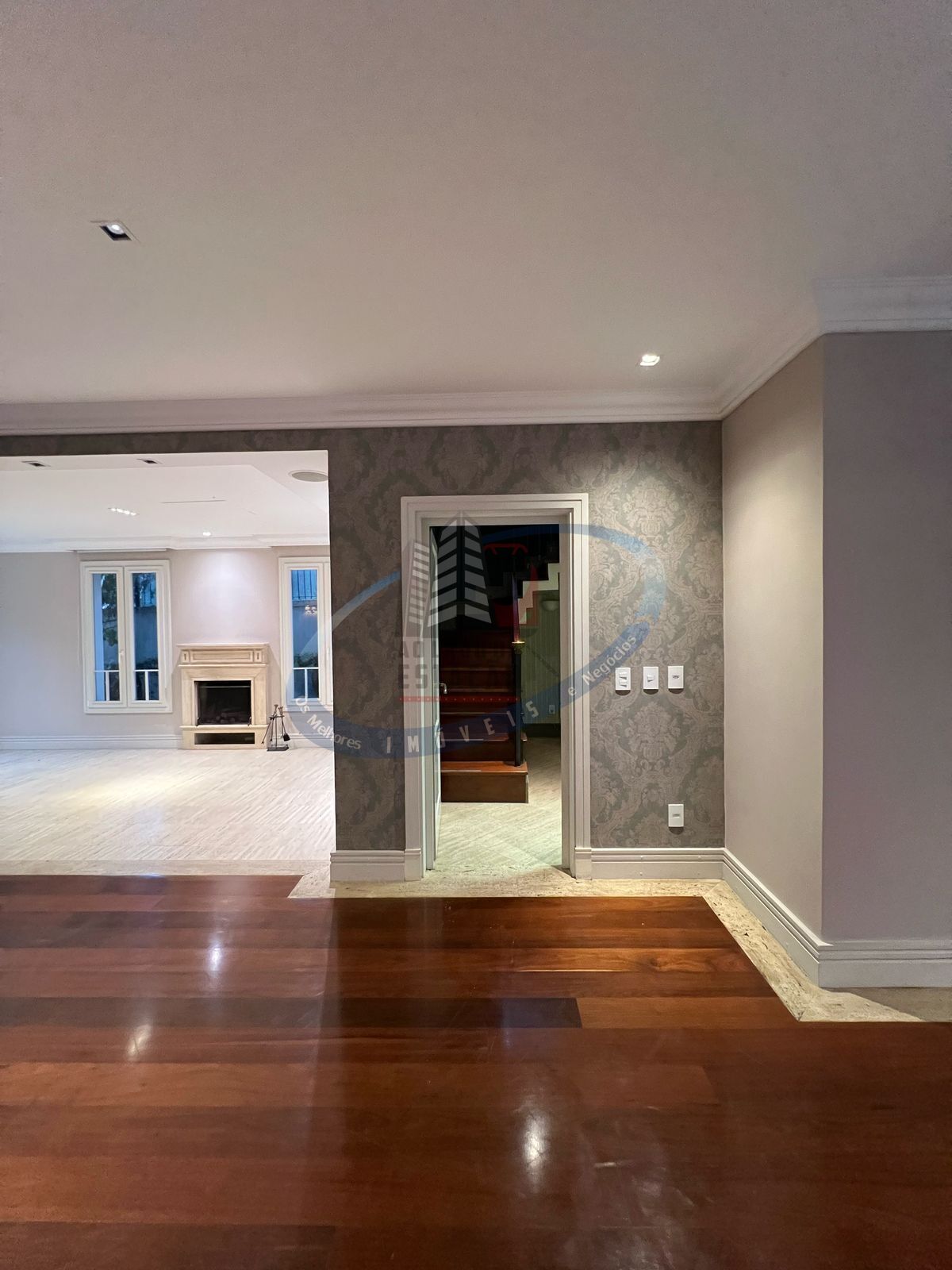 Casa para alugar com 4 quartos, 435m² - Foto 21