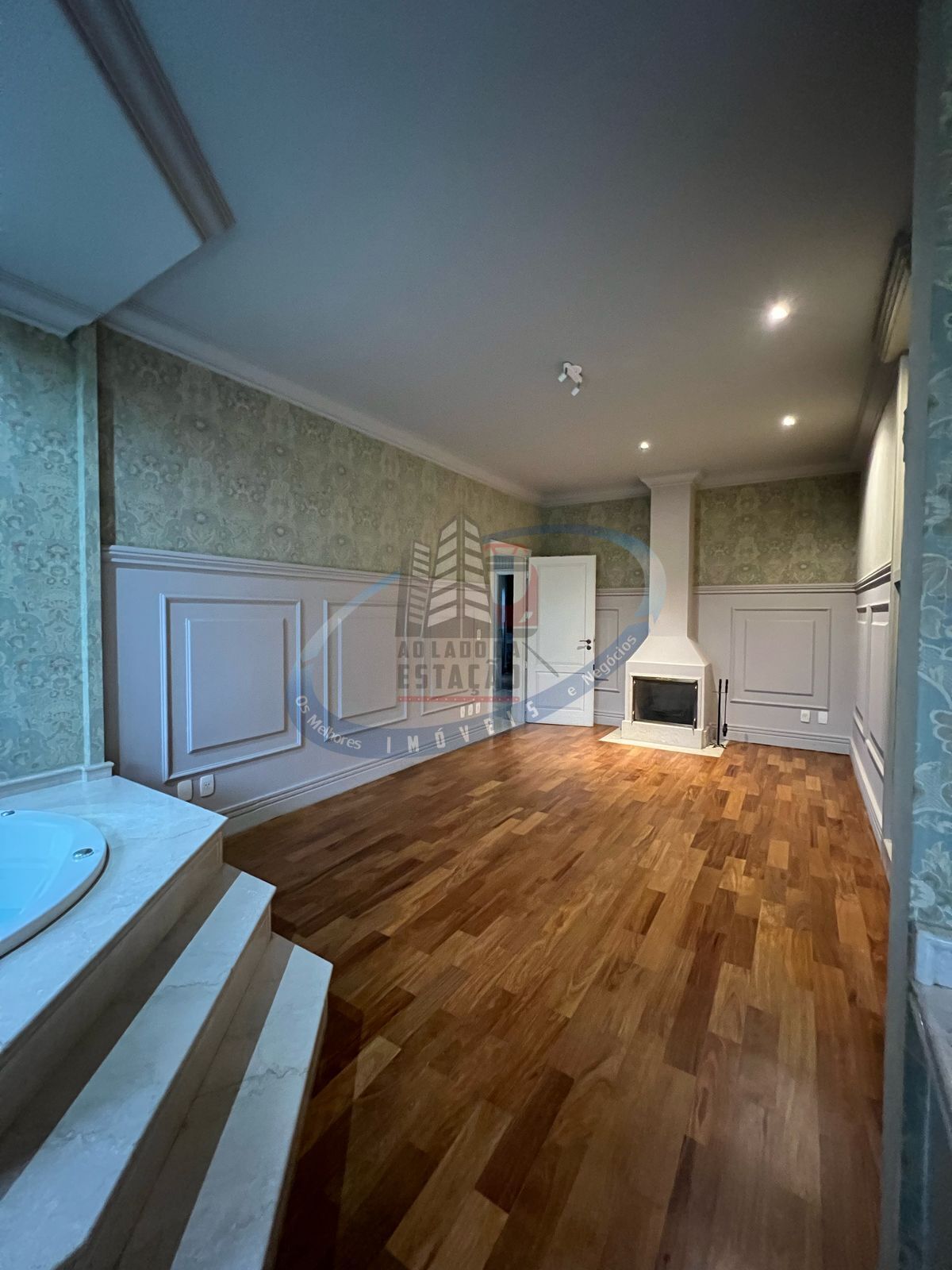 Casa para alugar com 4 quartos, 435m² - Foto 34