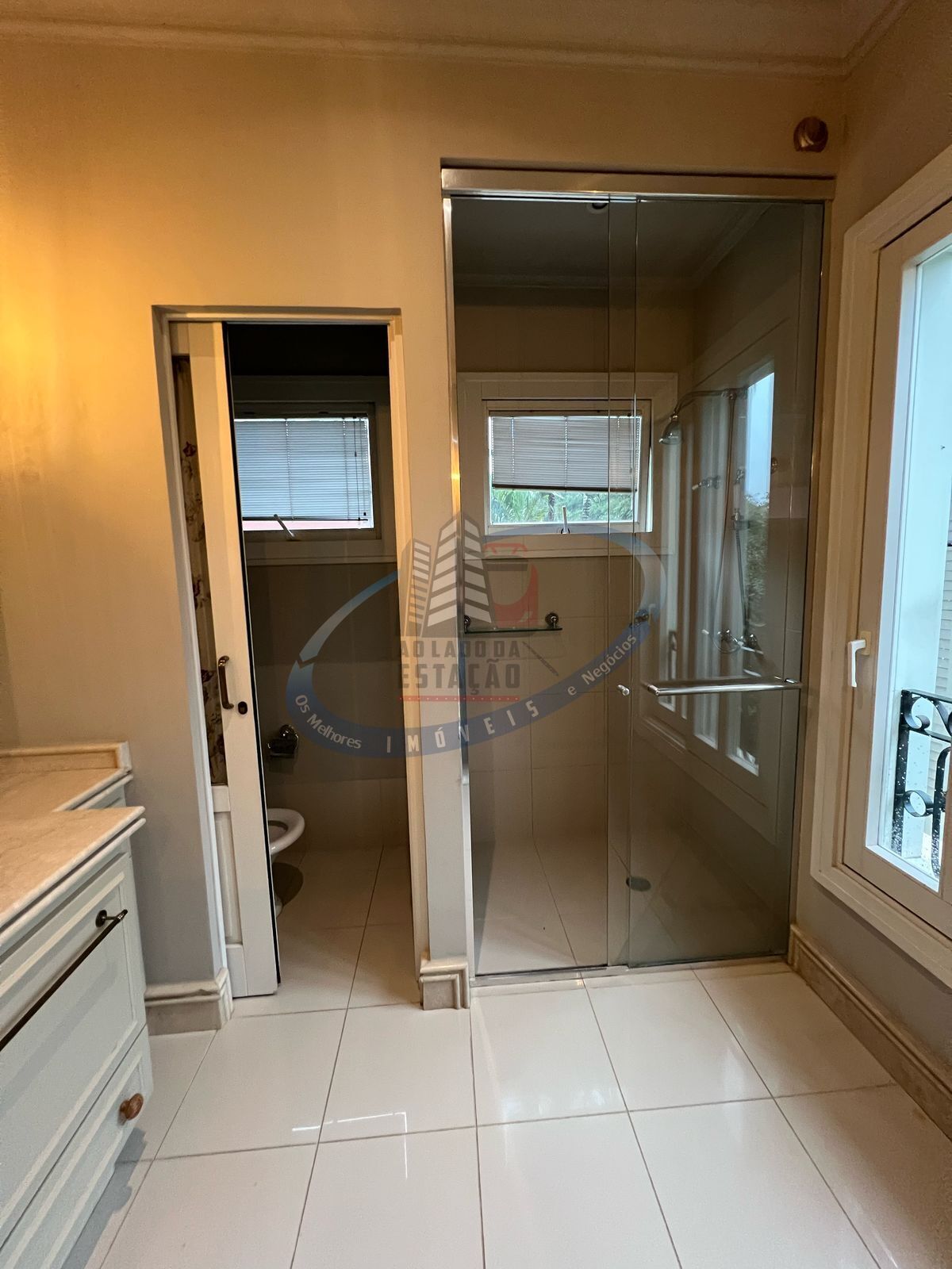 Casa para alugar com 4 quartos, 435m² - Foto 36