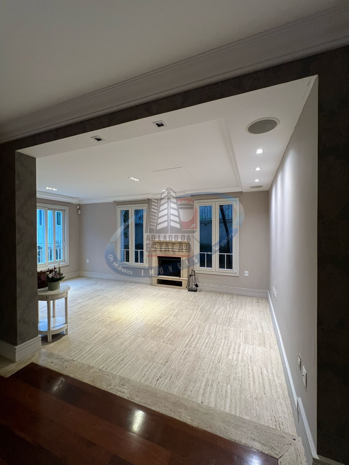 Casa para alugar com 4 quartos, 435m² - Foto 19