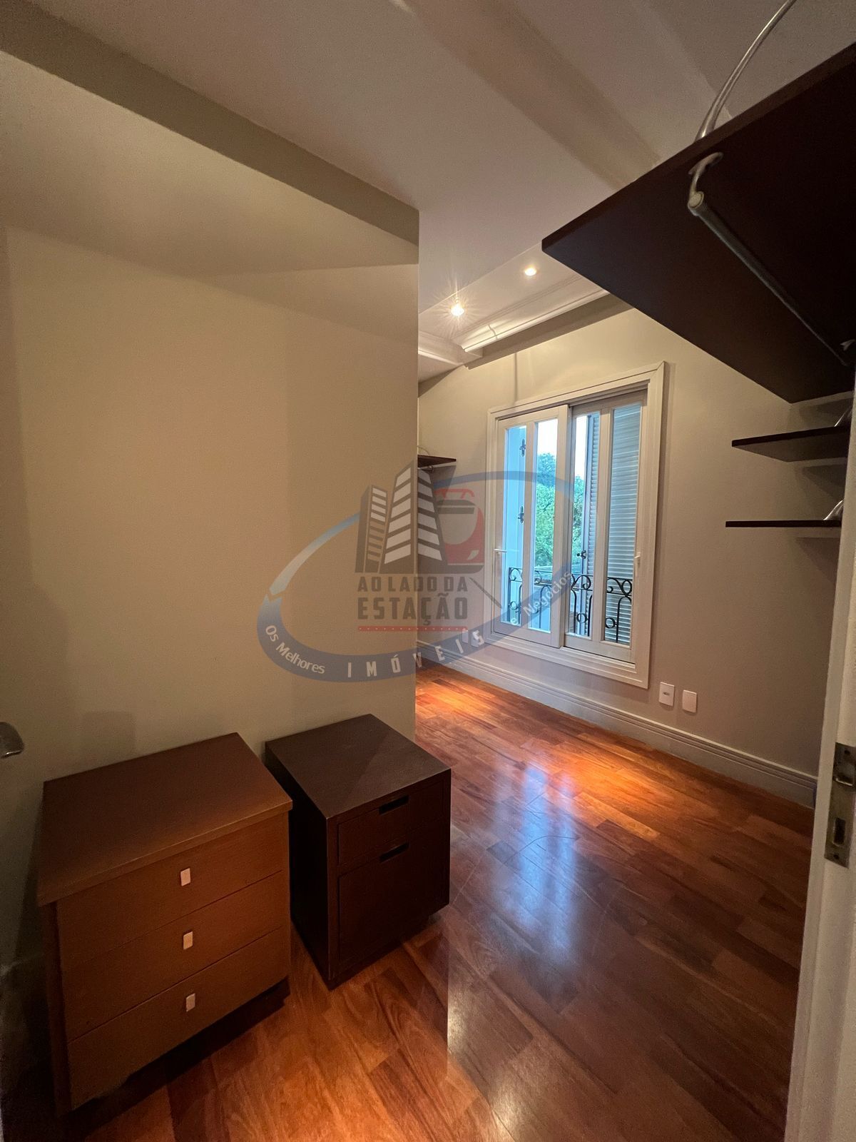 Casa para alugar com 4 quartos, 435m² - Foto 46