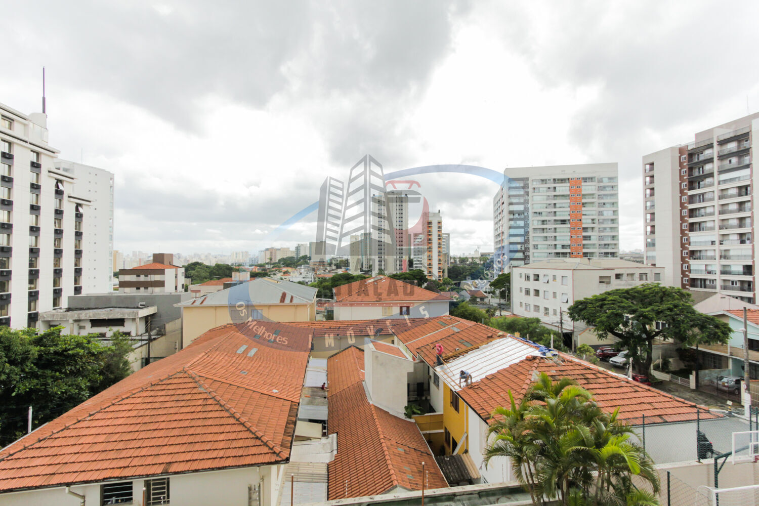 Apartamento para alugar com 2 quartos, 65m² - Foto 13