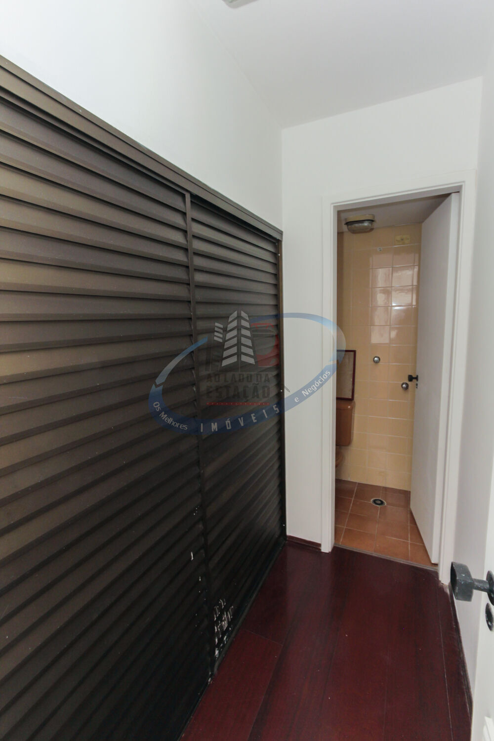 Apartamento para alugar com 2 quartos, 65m² - Foto 41