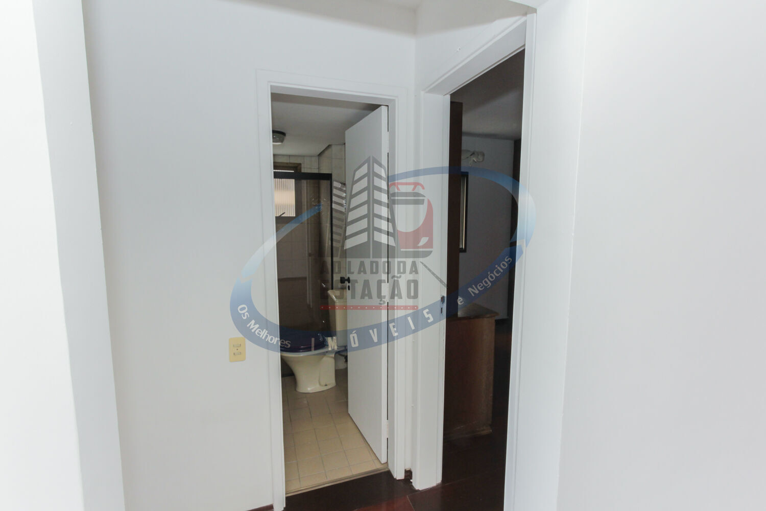 Apartamento para alugar com 2 quartos, 65m² - Foto 28