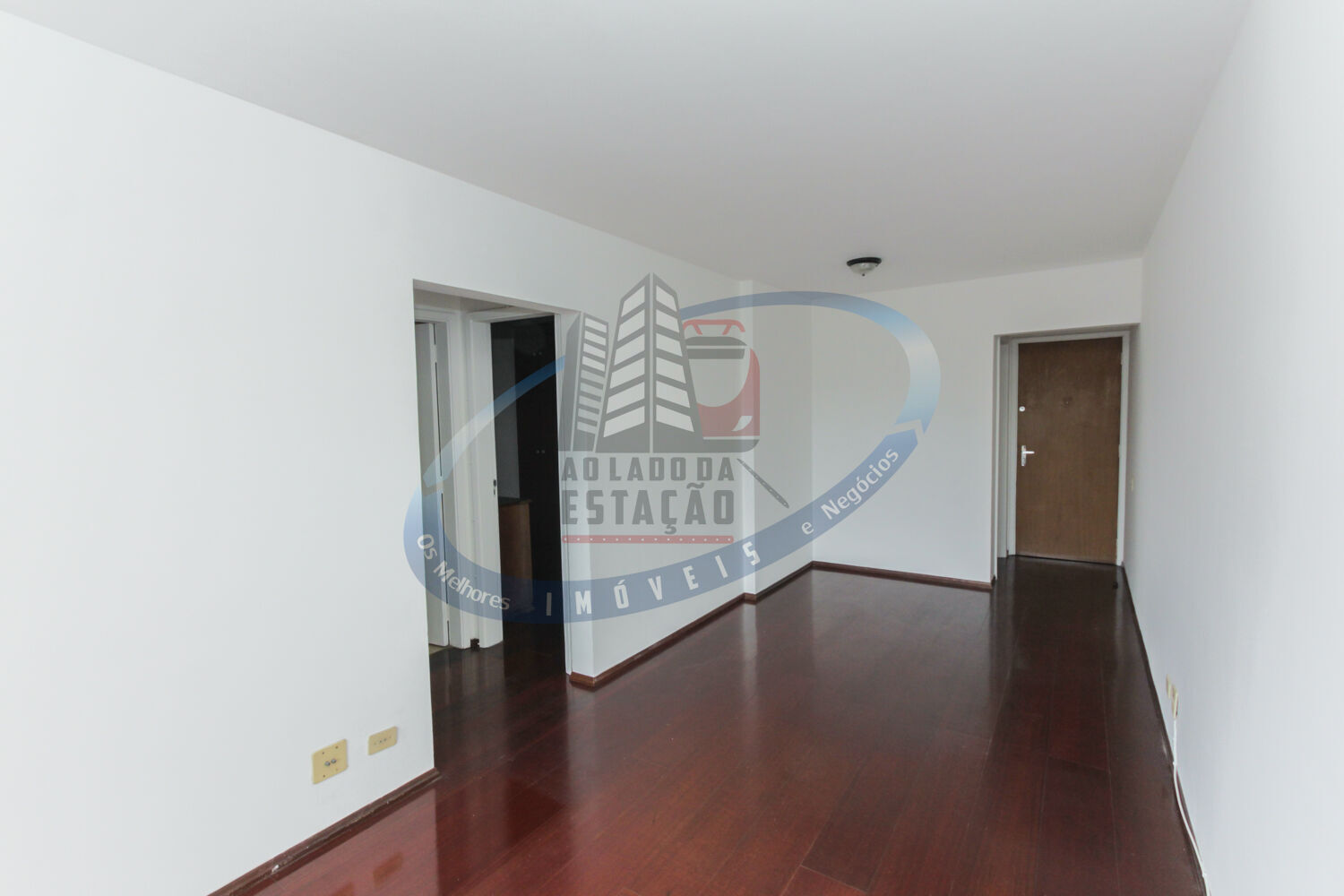 Apartamento para alugar com 2 quartos, 65m² - Foto 2