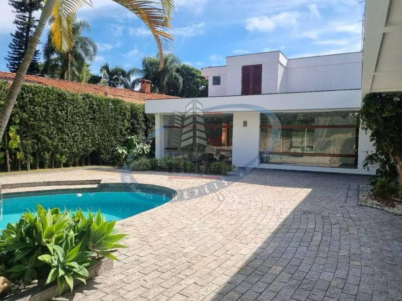 Casa para alugar com 4 quartos, 792m² - Foto 17