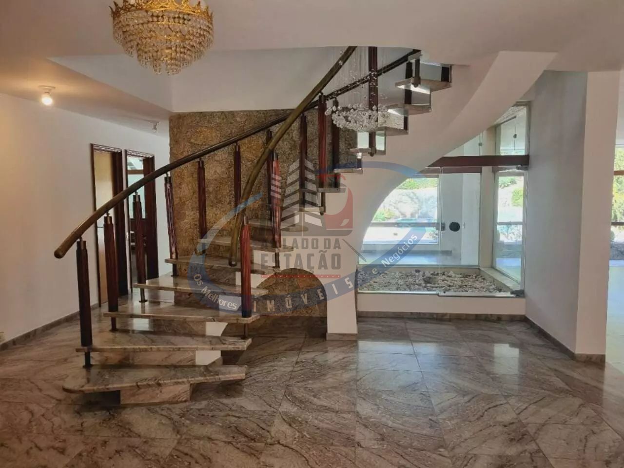 Casa para alugar com 4 quartos, 792m² - Foto 4