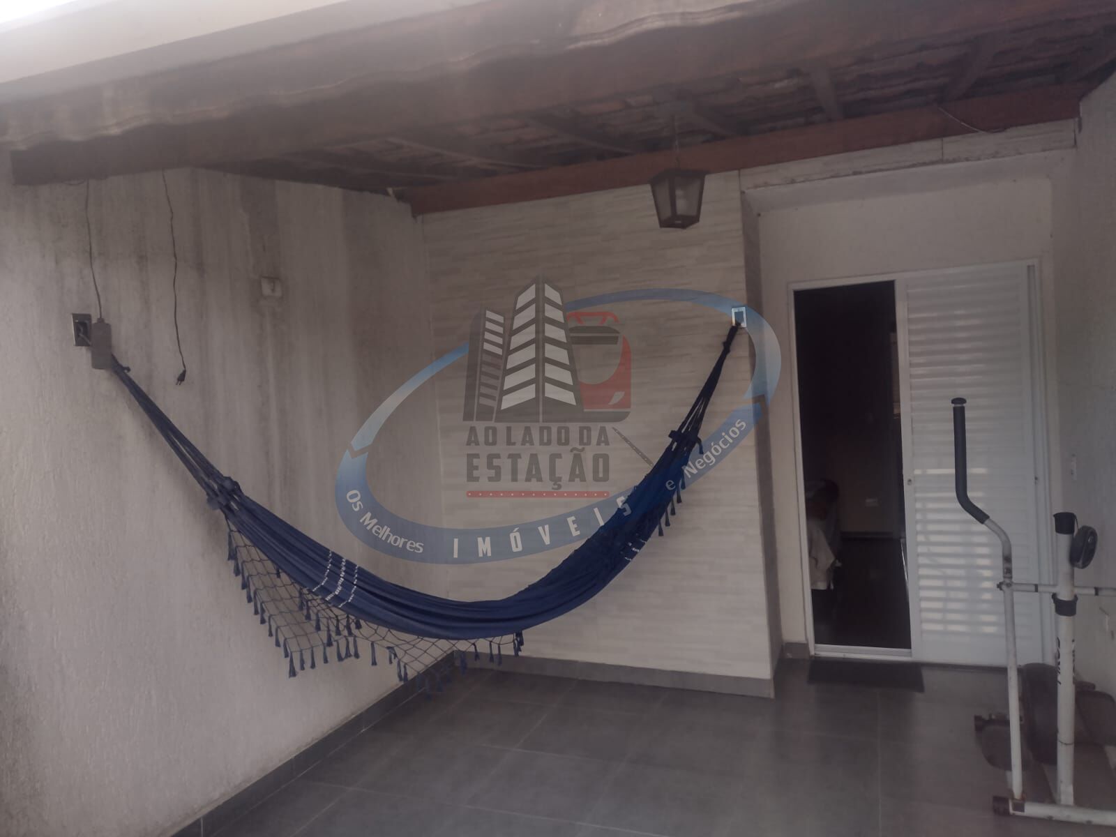 Casa à venda com 3 quartos, 100m² - Foto 6