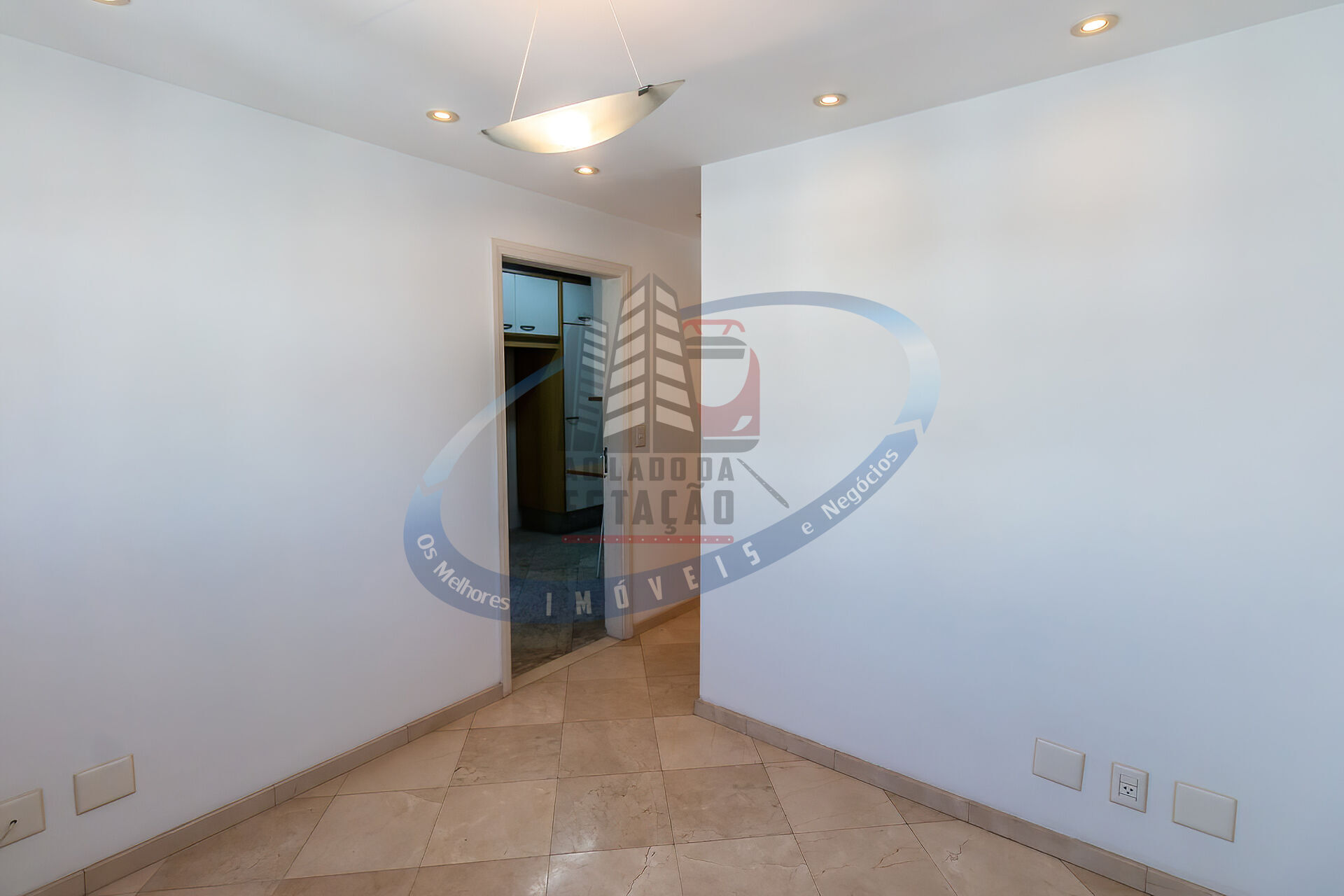 Apartamento para alugar com 3 quartos, 240m² - Foto 46