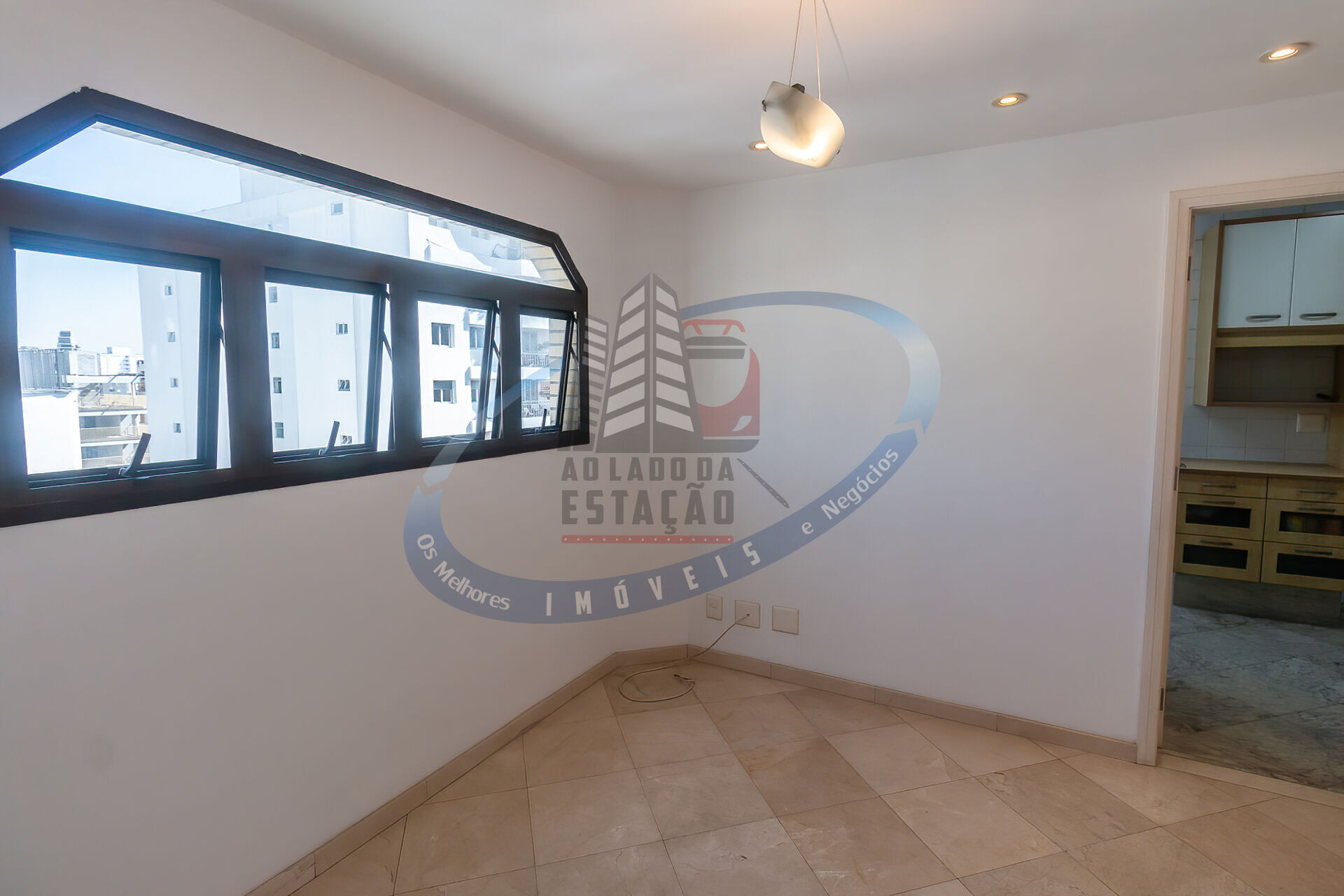 Apartamento para alugar com 3 quartos, 240m² - Foto 45