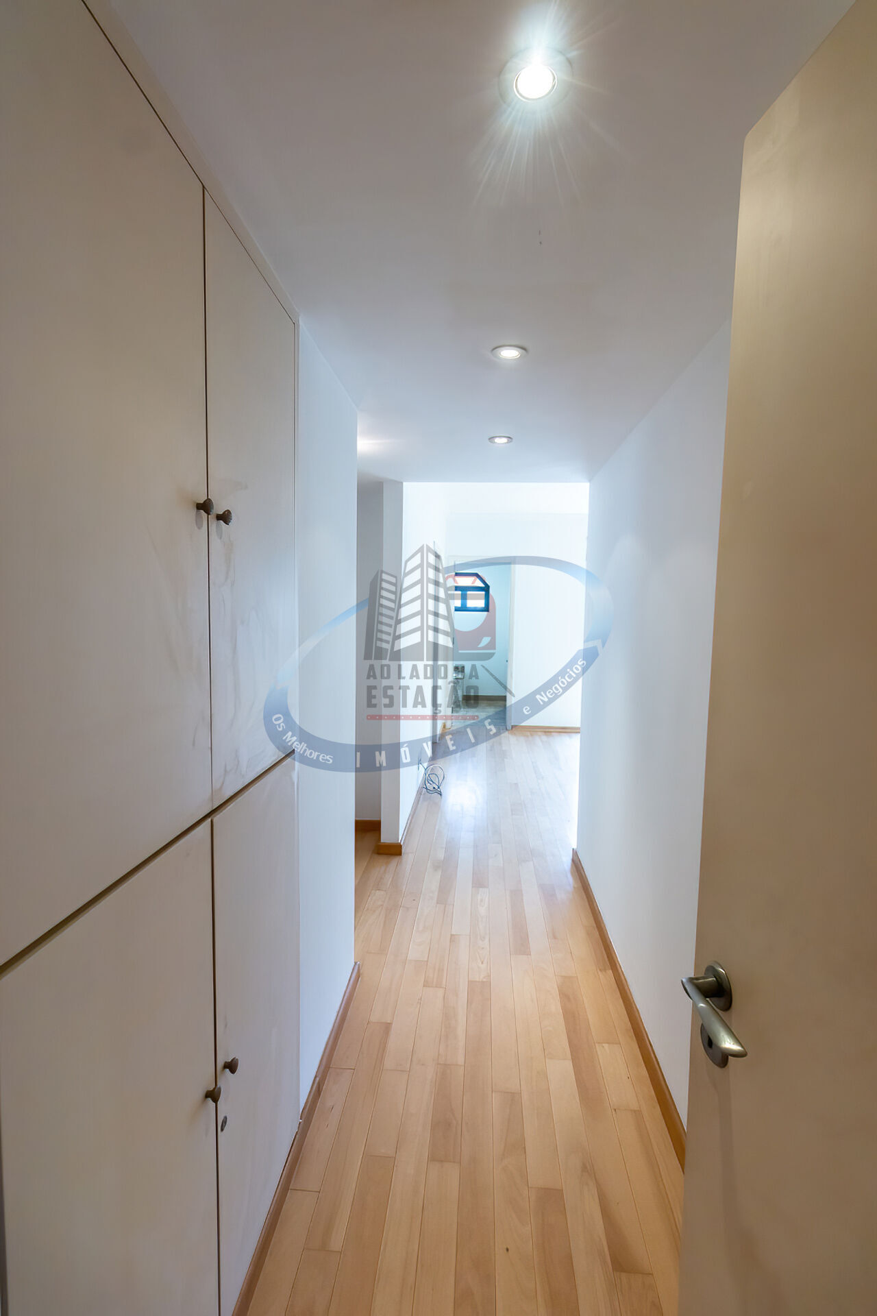 Apartamento para alugar com 3 quartos, 240m² - Foto 21