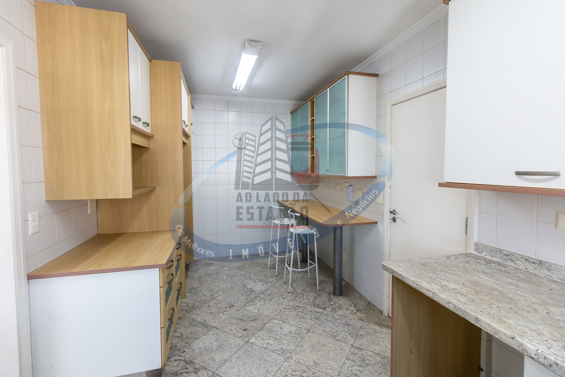 Apartamento para alugar com 3 quartos, 240m² - Foto 49