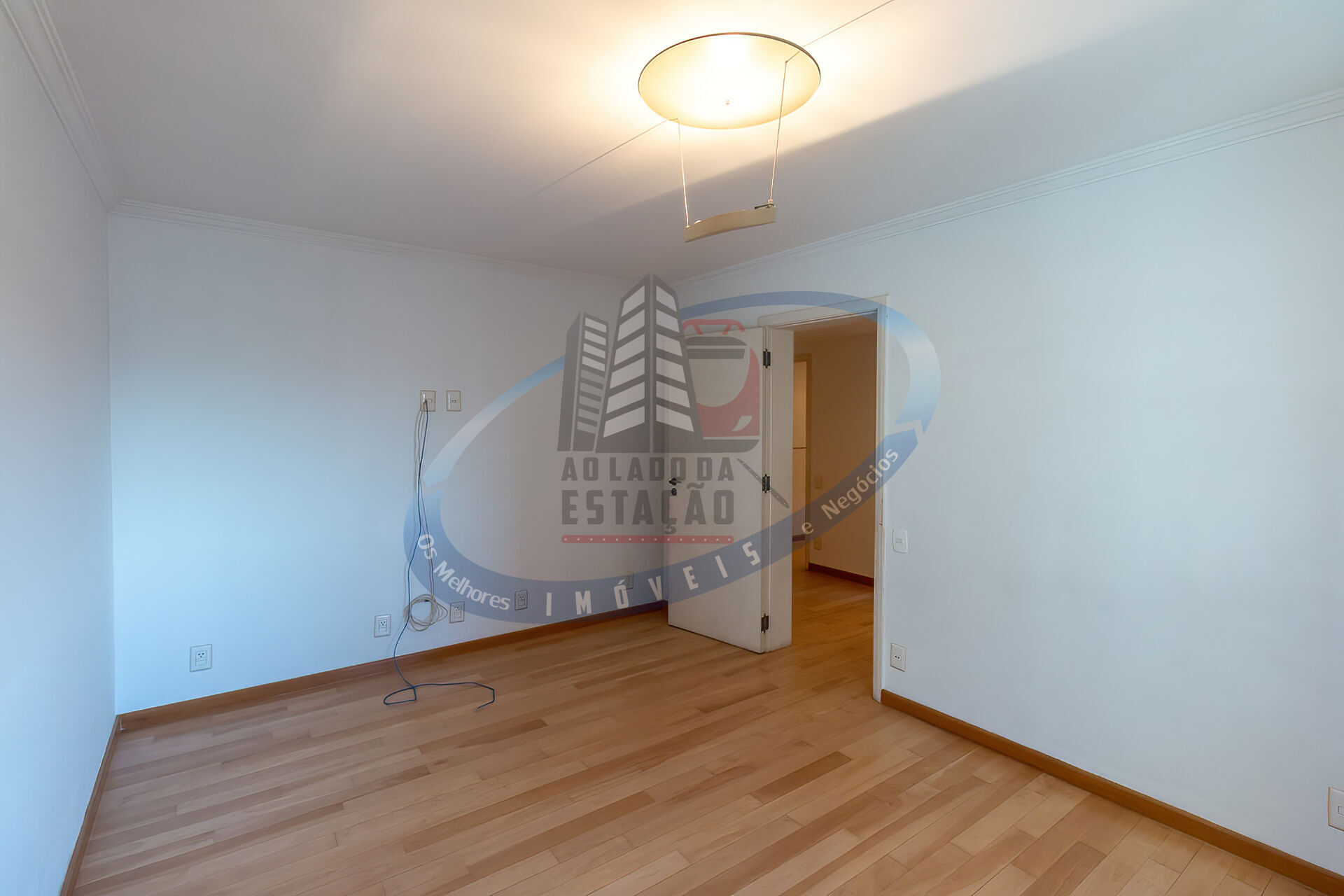Apartamento para alugar com 3 quartos, 240m² - Foto 42