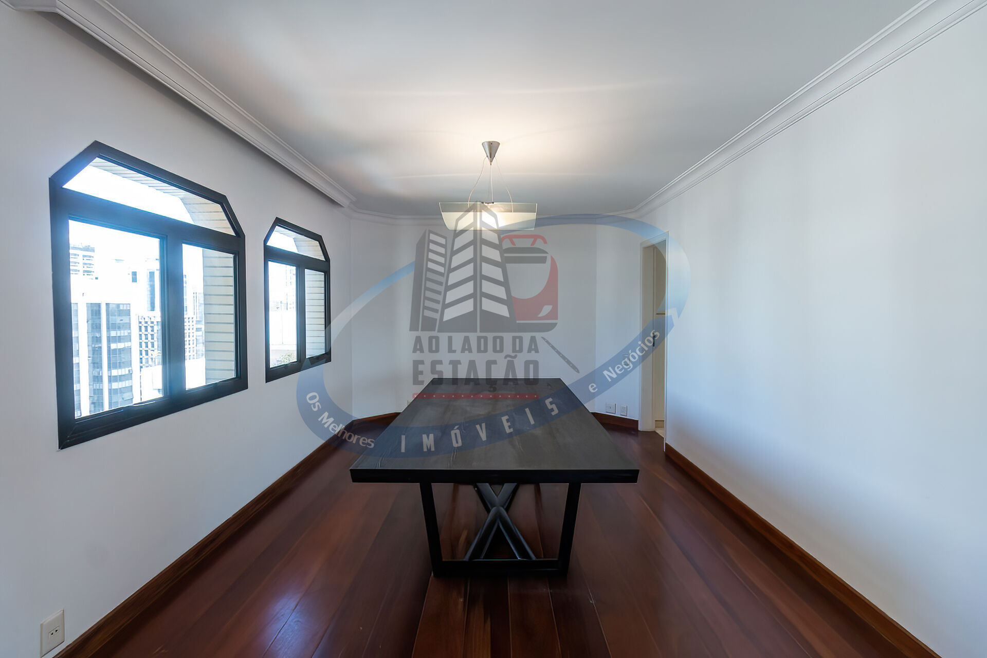 Apartamento para alugar com 3 quartos, 240m² - Foto 12