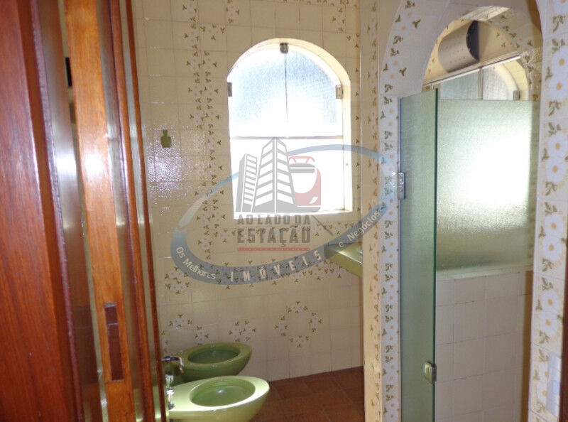 Casa à venda com 4 quartos, 840m² - Foto 18