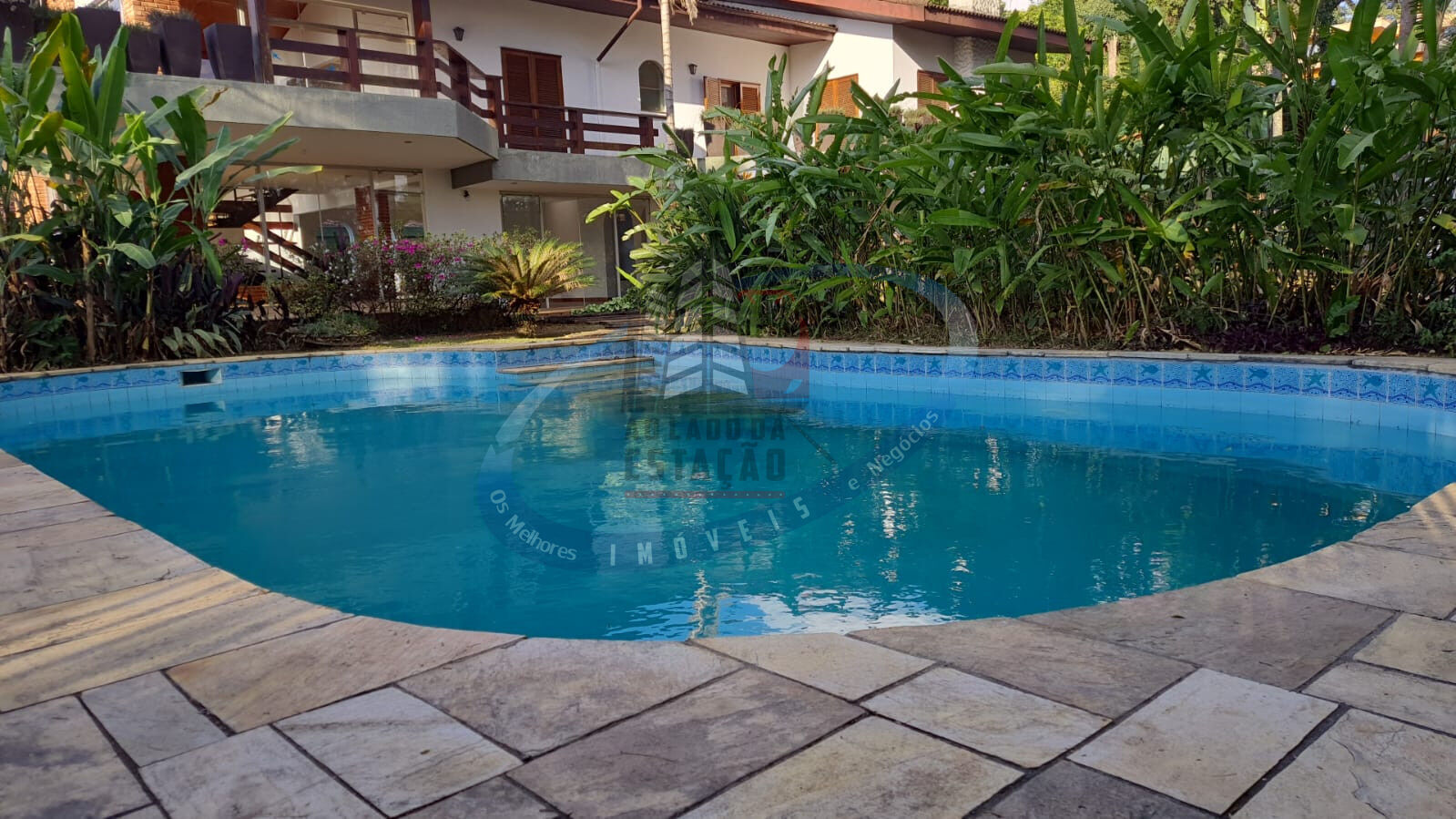 Casa à venda com 4 quartos, 840m² - Foto 12