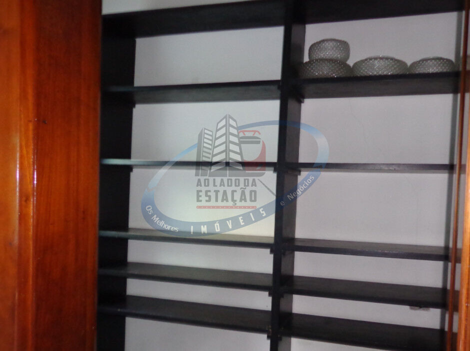 Casa à venda com 4 quartos, 840m² - Foto 37