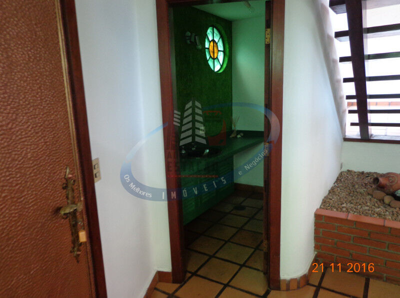Casa à venda com 4 quartos, 840m² - Foto 10