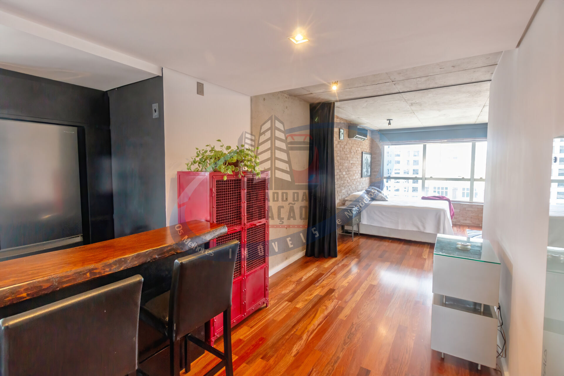 Apartamento para alugar com 1 quarto, 90m² - Foto 4