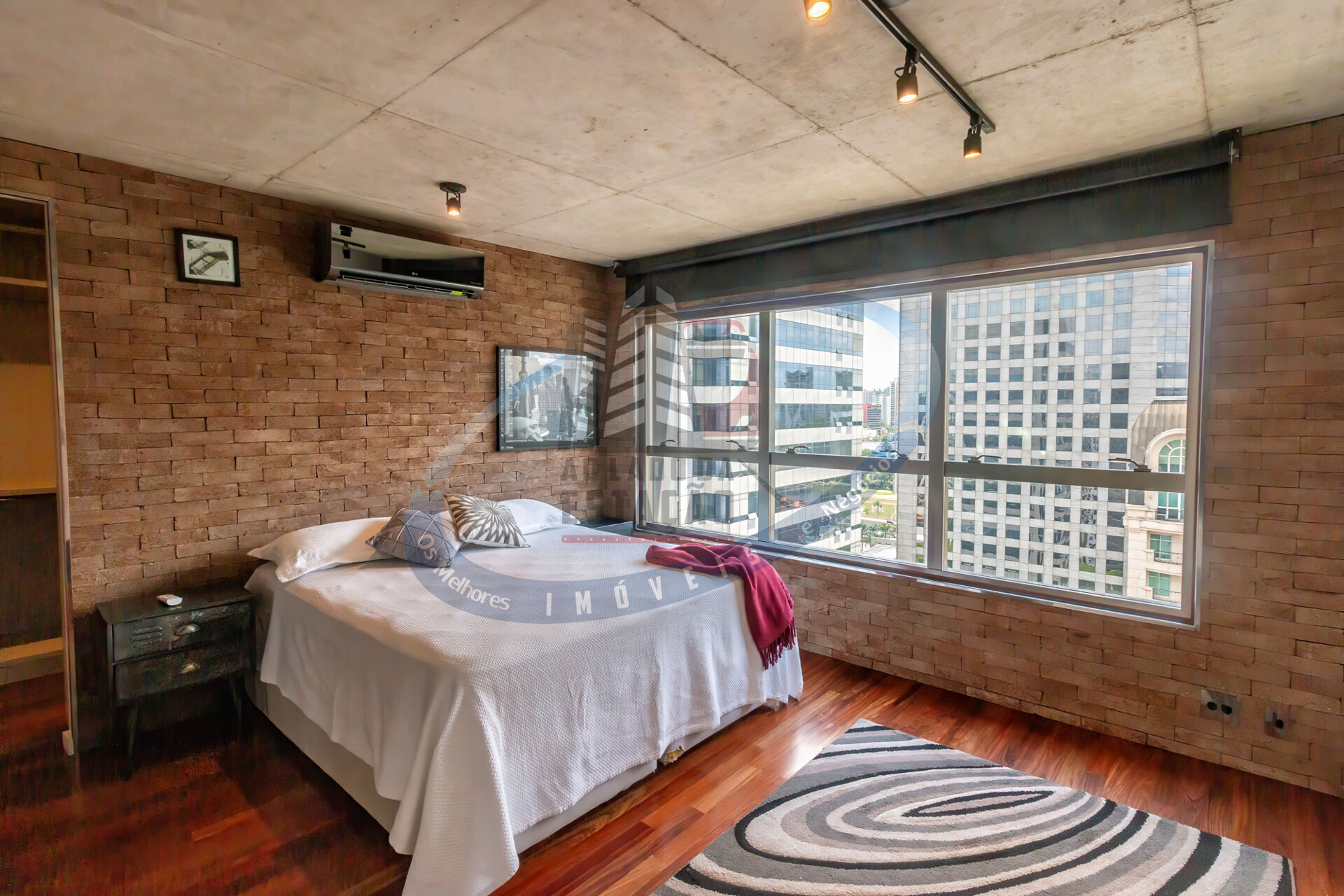 Apartamento para alugar com 1 quarto, 90m² - Foto 8