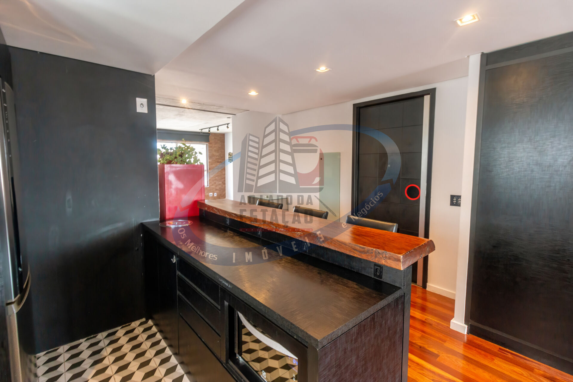 Apartamento para alugar com 1 quarto, 90m² - Foto 3