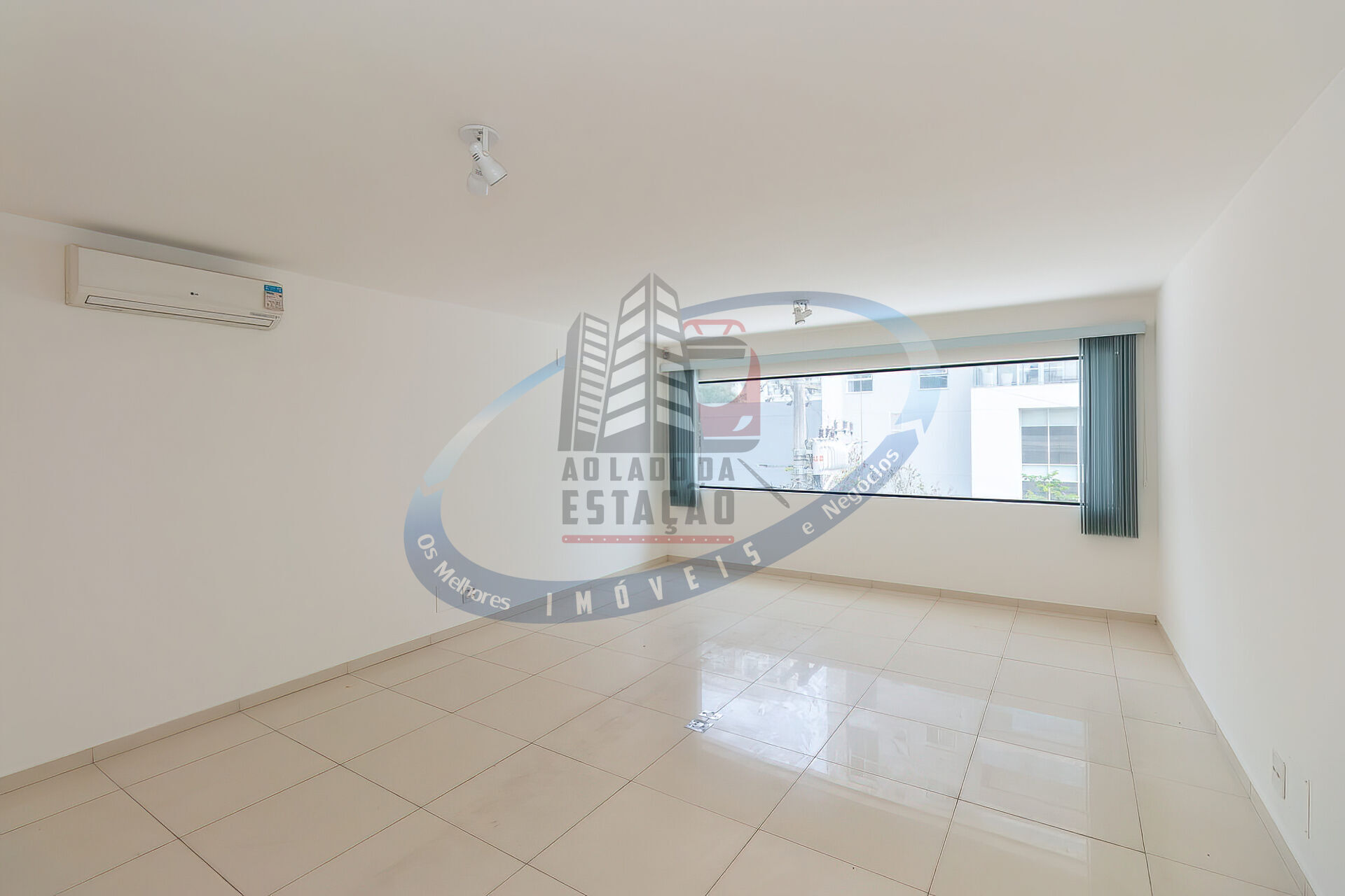 Casa, 4 quartos, 180 m² - Foto 4