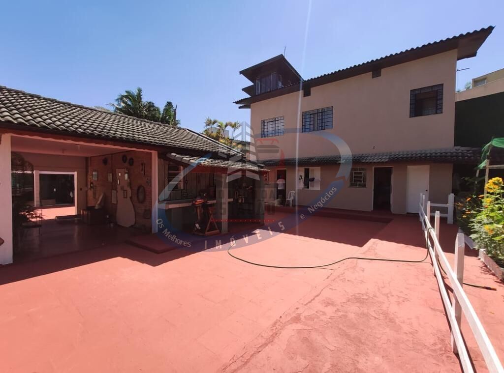 Casa à venda com 2 quartos, 459m² - Foto 32