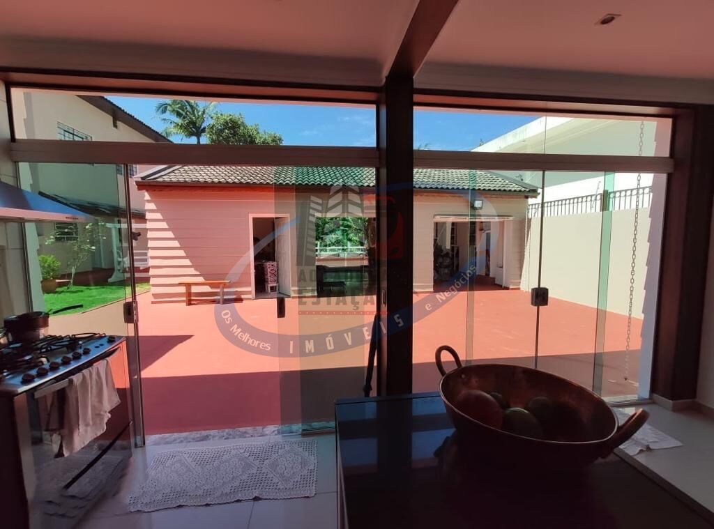 Casa à venda com 2 quartos, 459m² - Foto 15