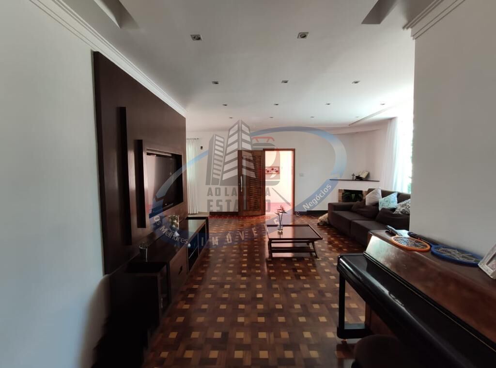 Casa à venda com 2 quartos, 459m² - Foto 3