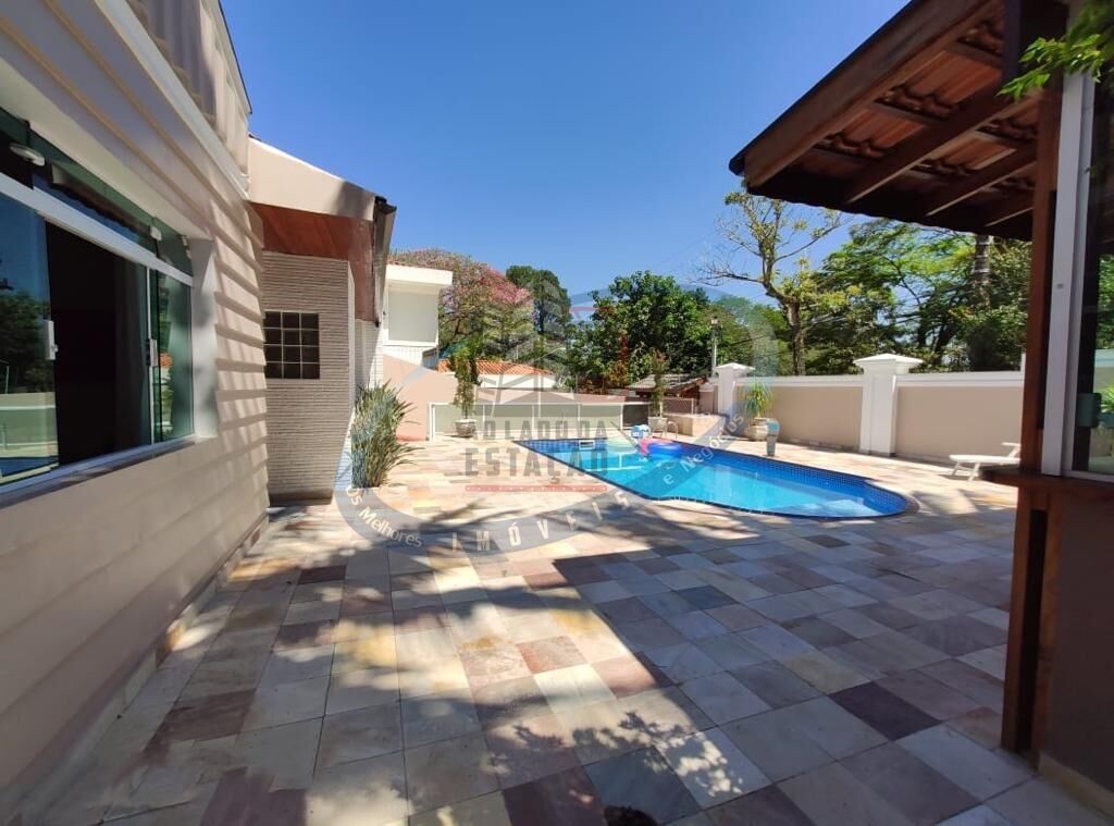 Casa à venda com 2 quartos, 459m² - Foto 21