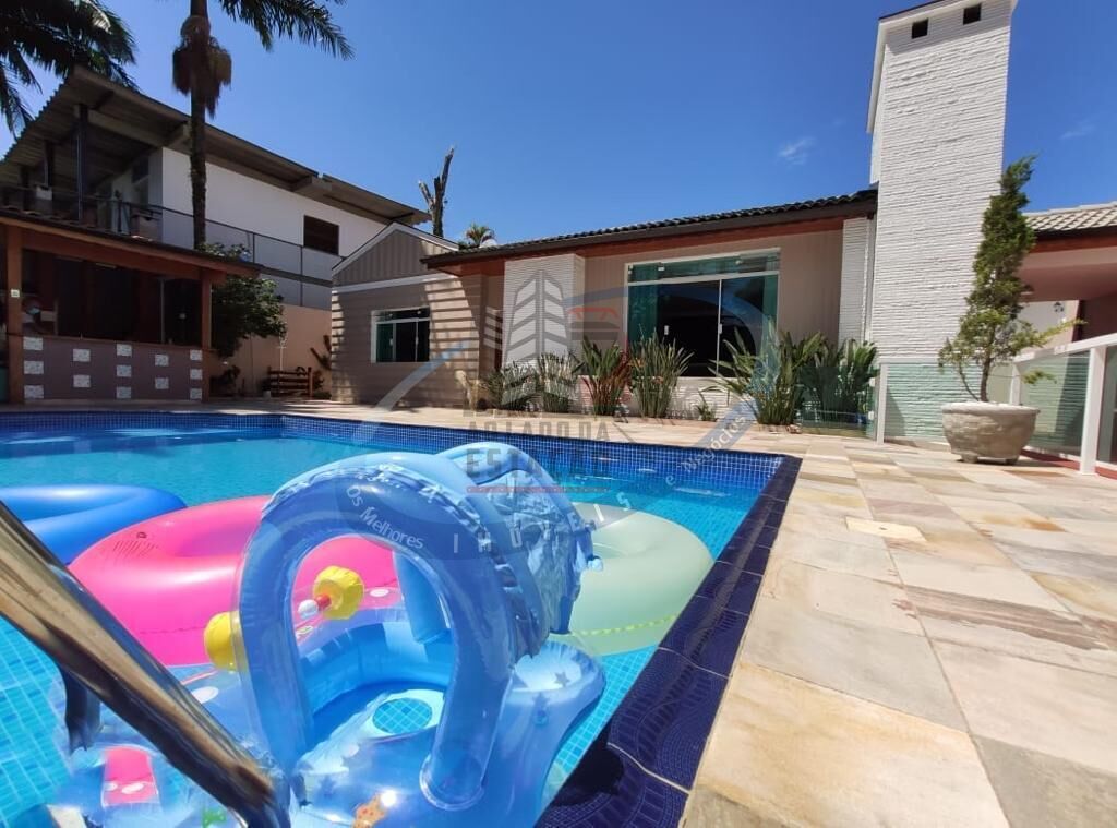 Casa à venda com 2 quartos, 459m² - Foto 19