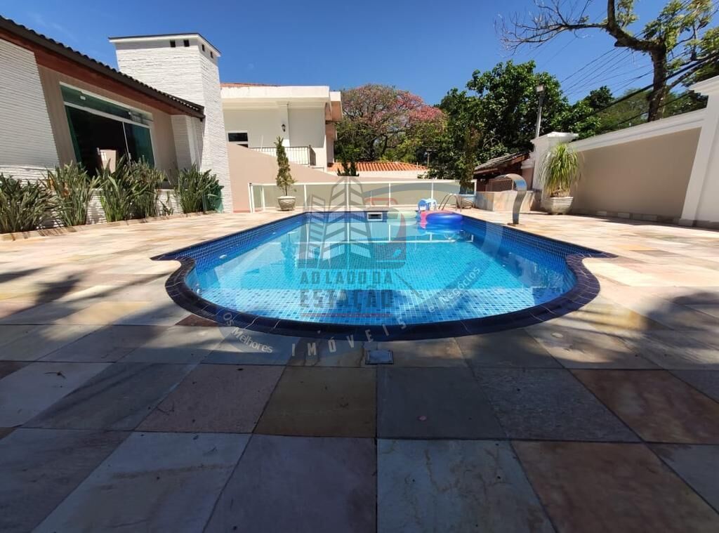 Casa à venda com 2 quartos, 459m² - Foto 18