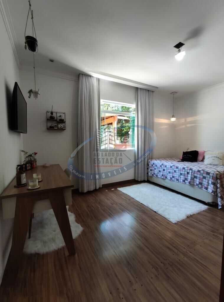 Casa à venda com 2 quartos, 459m² - Foto 7