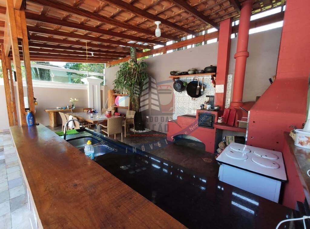 Casa à venda com 2 quartos, 459m² - Foto 17
