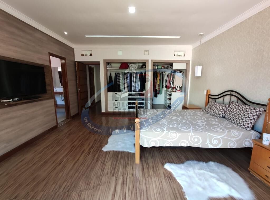 Casa à venda com 2 quartos, 459m² - Foto 13