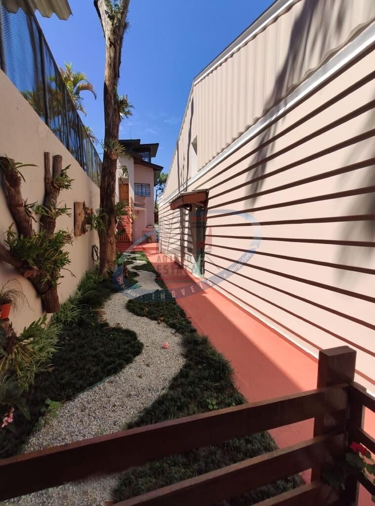 Casa à venda com 2 quartos, 459m² - Foto 23