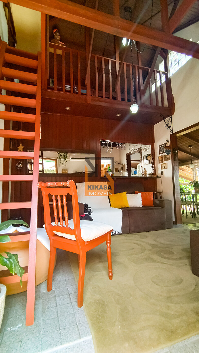 Casa, 3 quartos, 232 m² - Foto 3