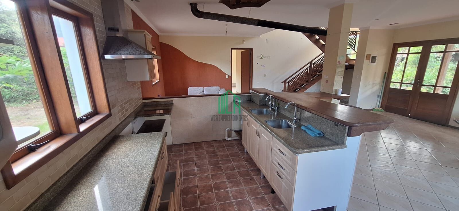 Sobrado à venda com 2 quartos, 200m² - Foto 8