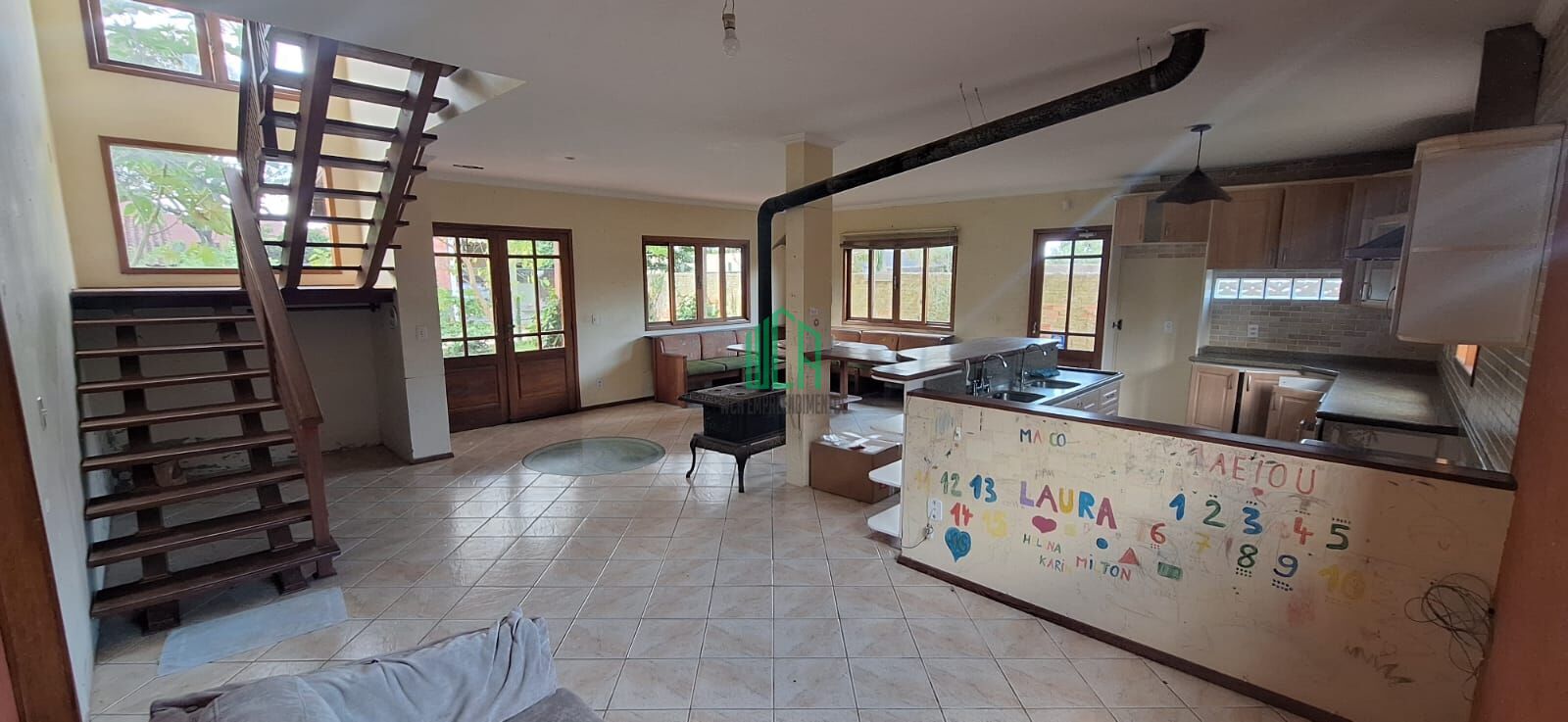 Sobrado à venda com 2 quartos, 200m² - Foto 5