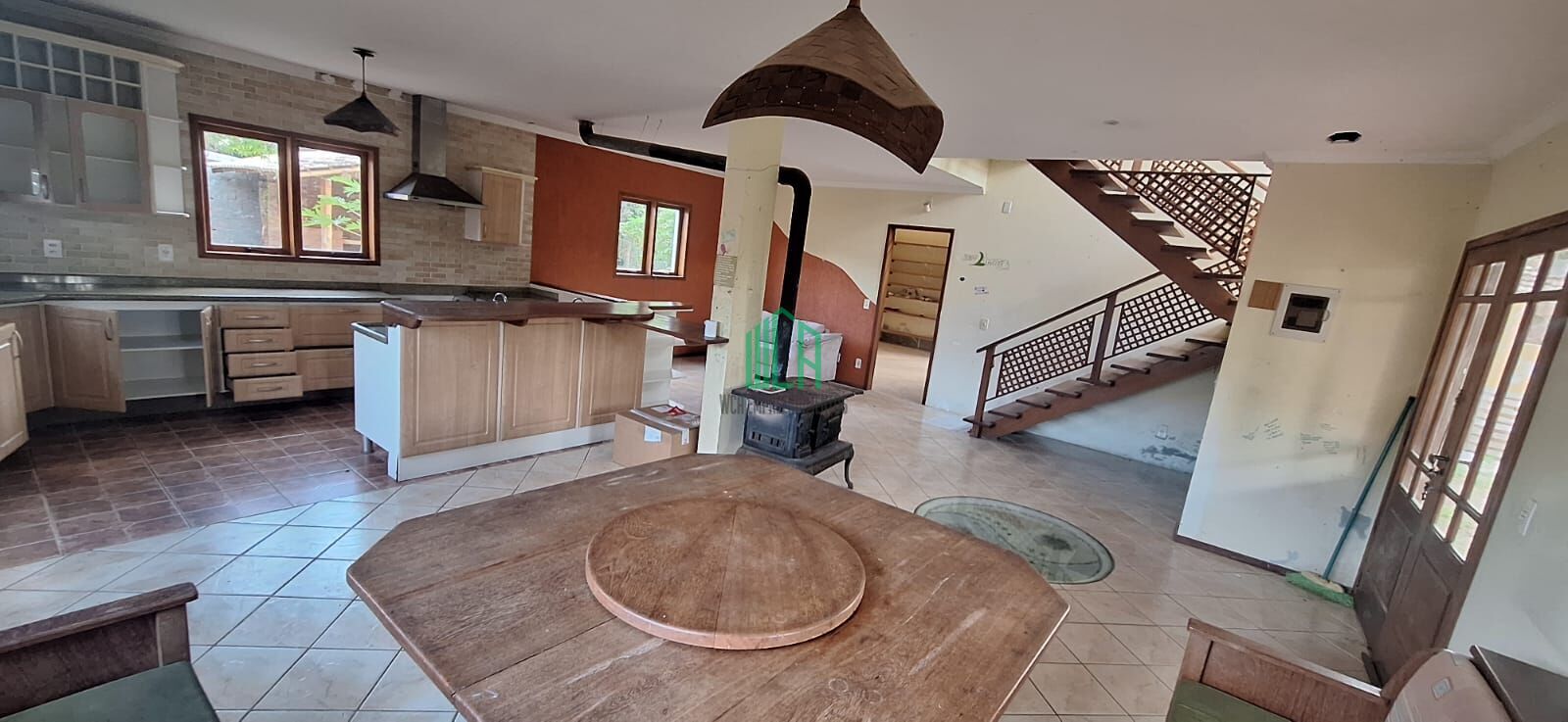 Sobrado à venda com 2 quartos, 200m² - Foto 4