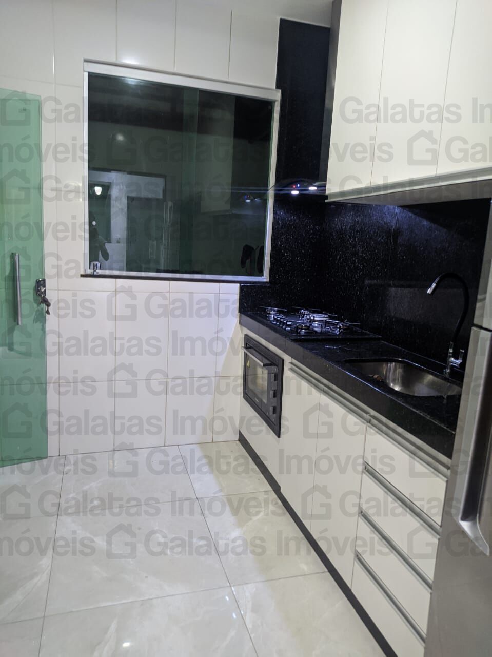 Casa à venda com 2 quartos, 120m² - Foto 8
