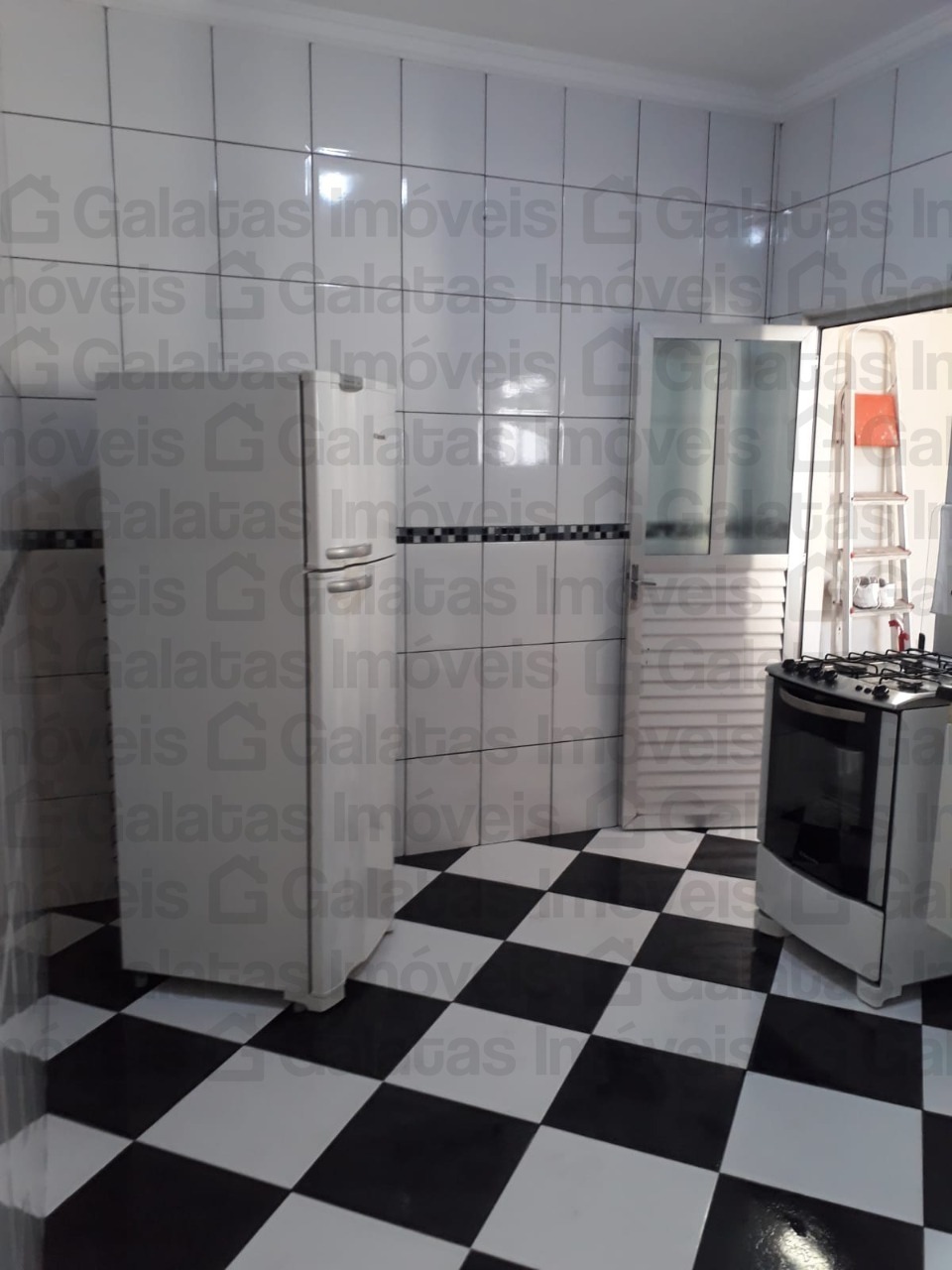 Casa à venda com 3 quartos, 160m² - Foto 8